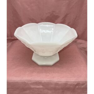 Vintage Anchor Hocking Milk Glass Pedestal Footed Bowl Compote Grapes Candy Dish